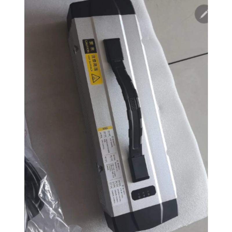 Cargador CM13600 para Drones A - Drone Battery Charger reseña y precio